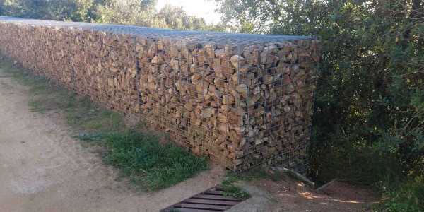 Estructuras geotécnicas Muros de gaviones en el Barcelonès